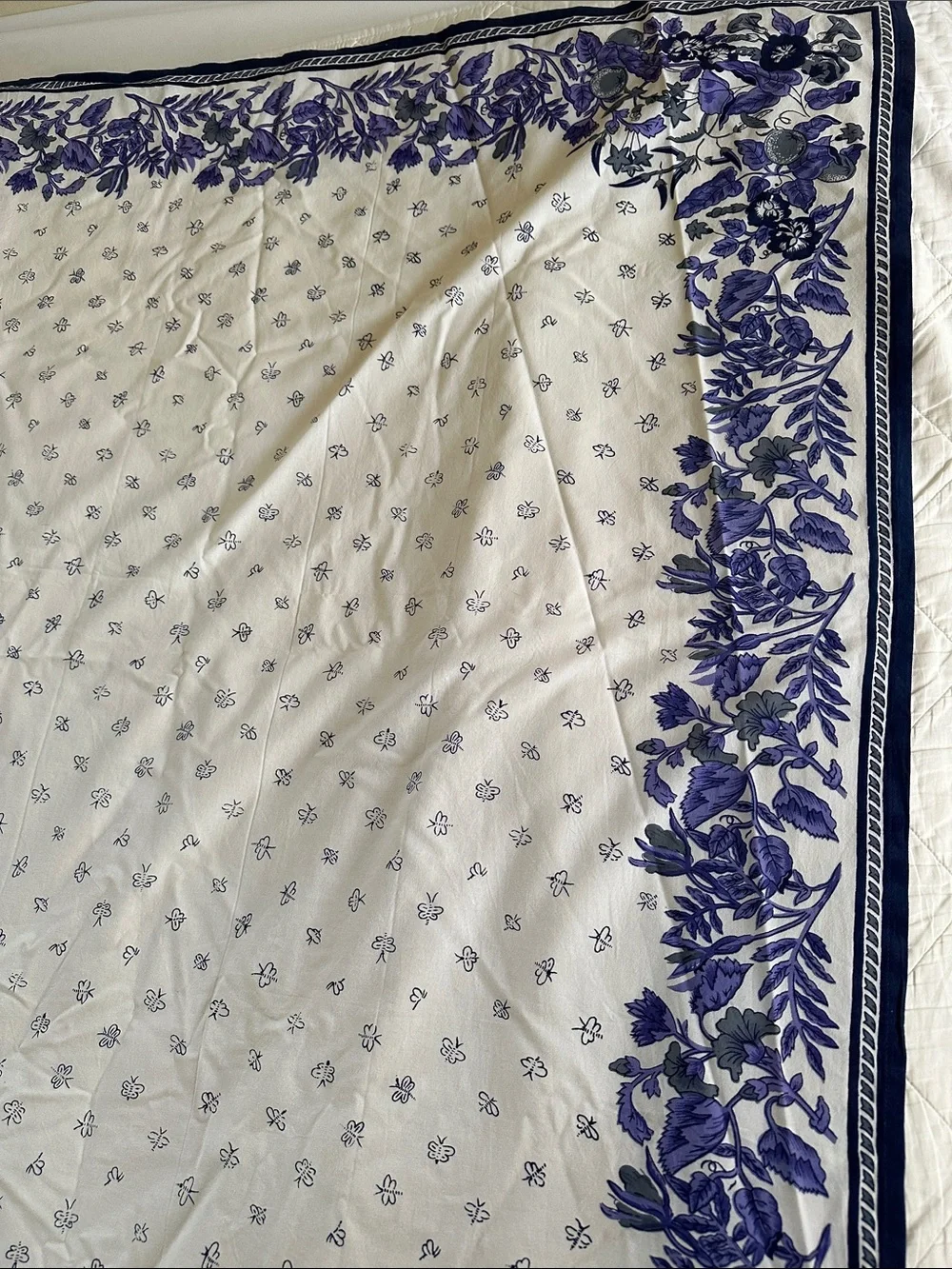 Williams Sonoma French Provençal Cotton Tablecloth 70x90